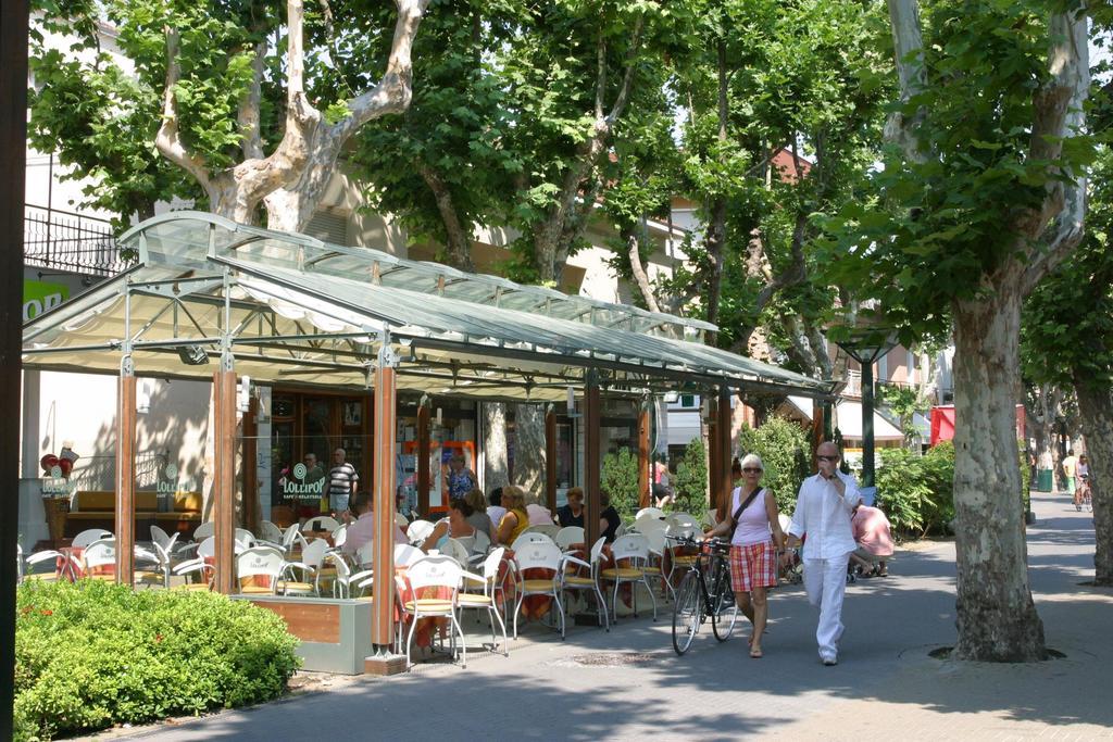 Hotel Barca D'Oro ベラーリア・イジェア・マリーナ エクステリア 写真